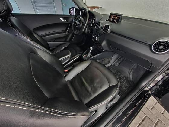AUDI A1 1.4 TFSI ATTRACTION 16V 122CV GASOLINA 2P AUTOMÁTICO